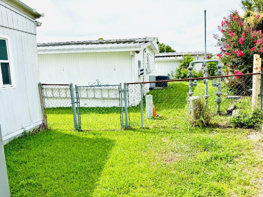 112 Sargasso Lane a Winter Haven, FL Mobile or Manufactured Home for Sale